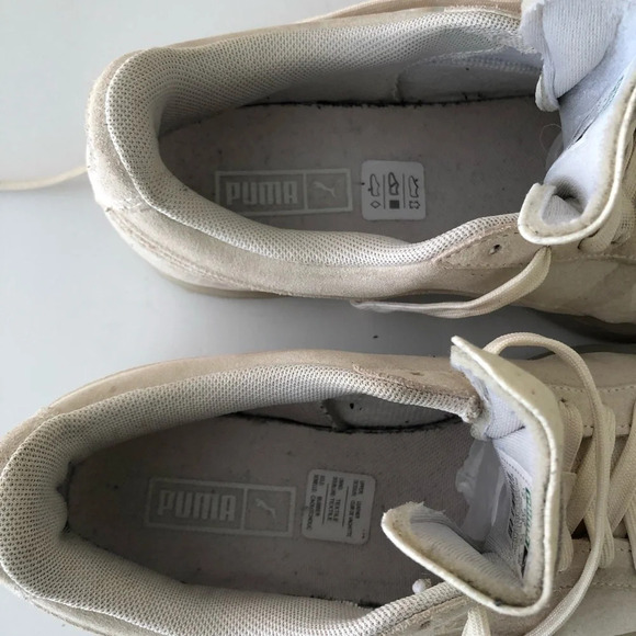 Puma Suede sneakers shoes. White color.  Size 7c. - Picture 3 of 5
